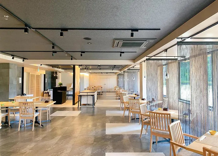 Diamond Hakone Society