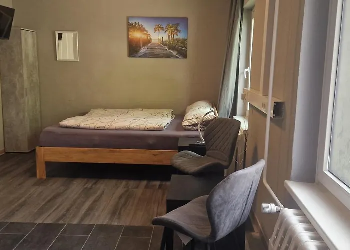 M&R Motel