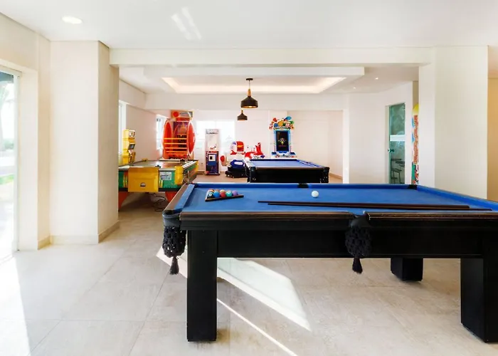 Salinas Gav Resorts