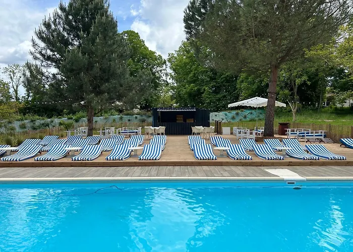 Logis Hotel & Bien Etre Chateau De La Barge