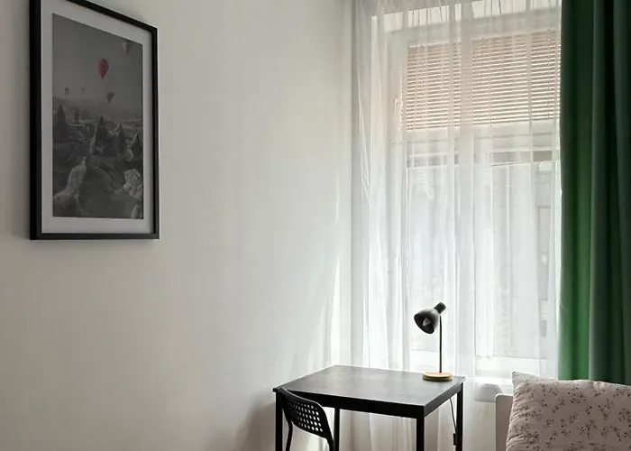 Beautiful Rooms In Brama Portowa - Top Center