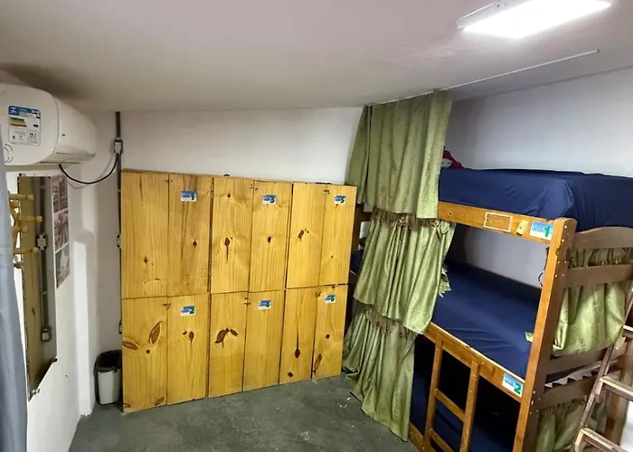 Aloha Hostel Pinhoes