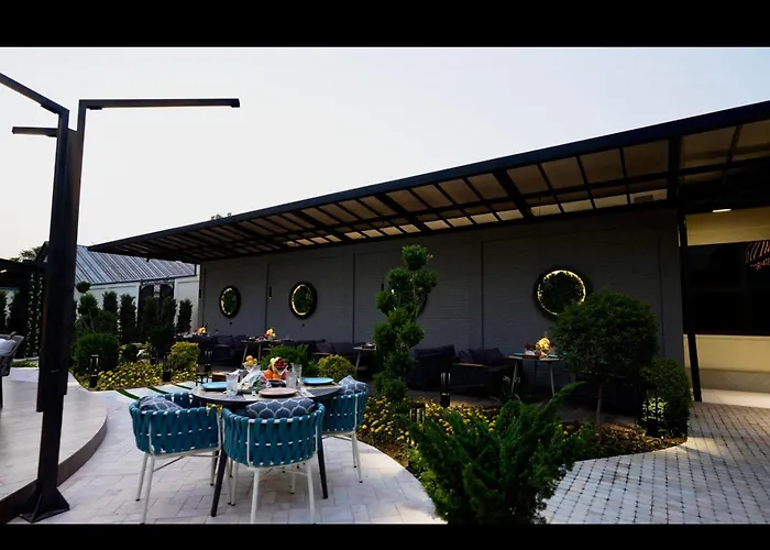 Kiropol Hotel & Restaurant