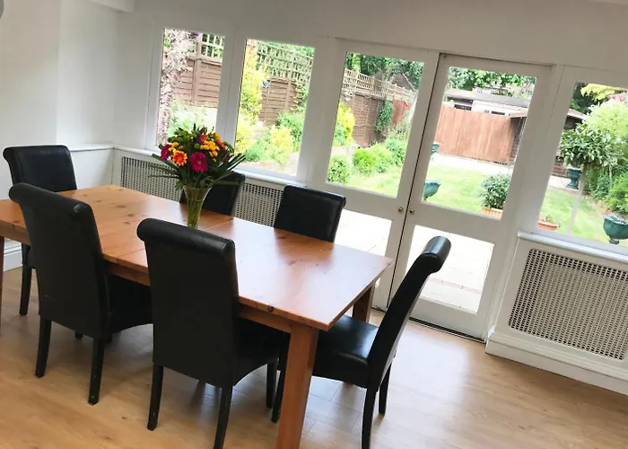 Gidea Park Hotel