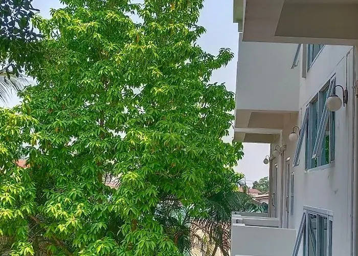 Maesot Siri