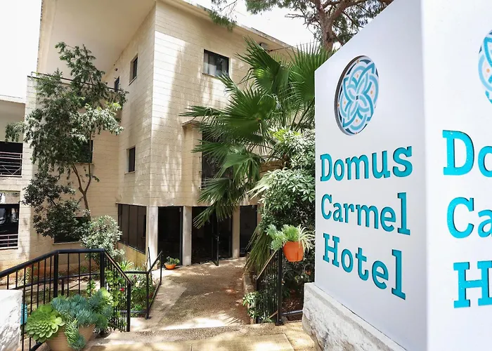 Domus Carmel Hotel