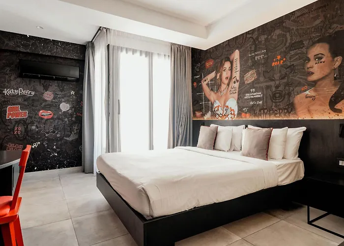 So City Hotel Adults Only