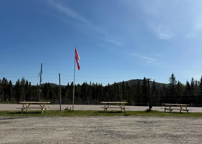 Wawa Northern Lights Motel And Chalets