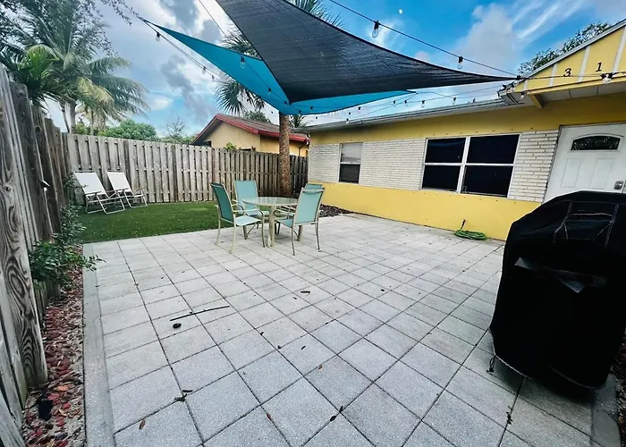 Fort Lauderdale Florida Beach Vibe Hangout