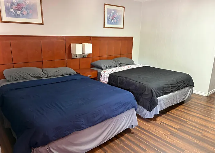 Advance Inn