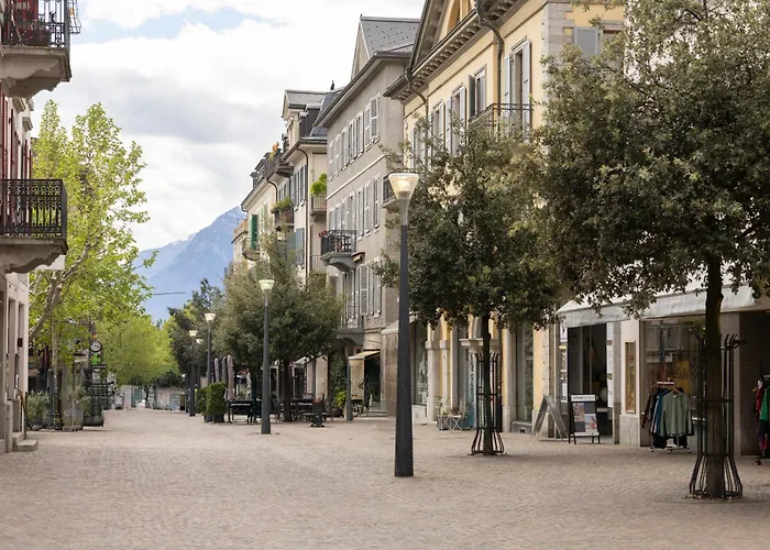 Holiday Inn Express & Suites Sion By Ihg