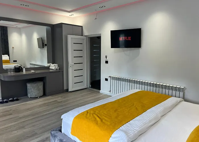 Breezy Hotel