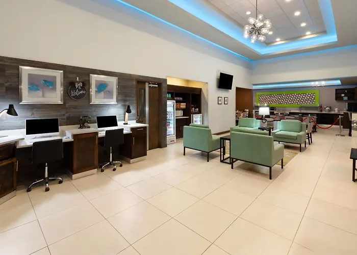 Ramada By Wyndham El Paso