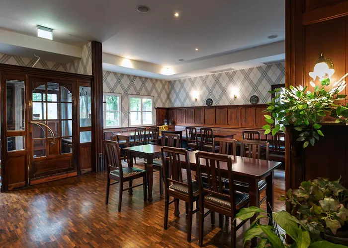 Achat Hotel Schwetzingen Heidelberg