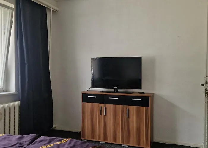 M&R Motel