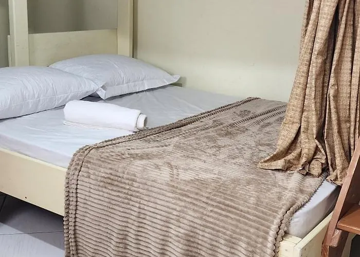 Hostel em Brusque - para quem busca economia - Ótima localização