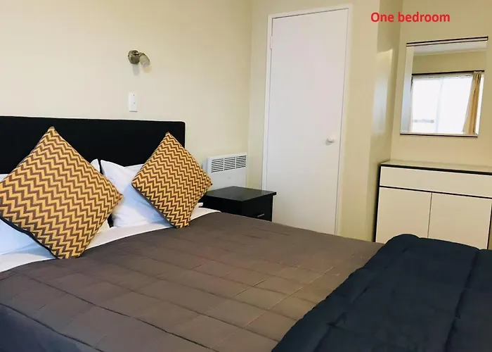 Malones Spa Motel