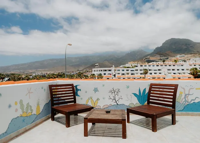 Endless Summer Hostel (Adults Only)