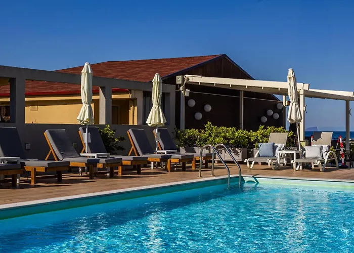 Hotel Akrothalassia