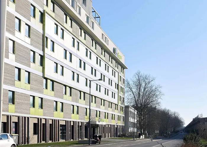 B&B Hotel Paris Meudon Velizy
