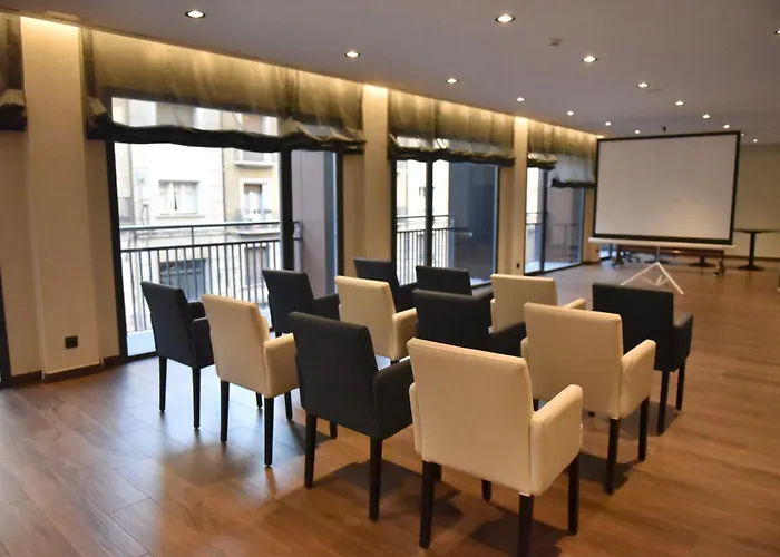 Hotel Pedro I De Aragon 4 Sup