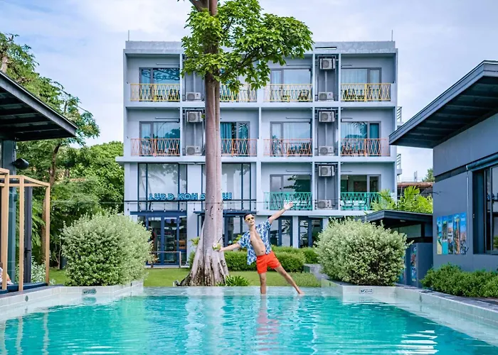 Lub D Koh Samui Chaweng Beach - Beachfront & Vibrant Social Vibe