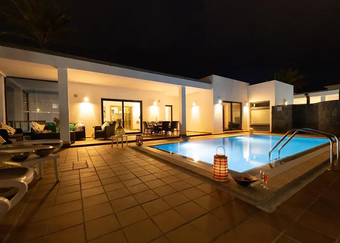 Villas Mamma Mia Pool Heat Private & Jacuzzi
