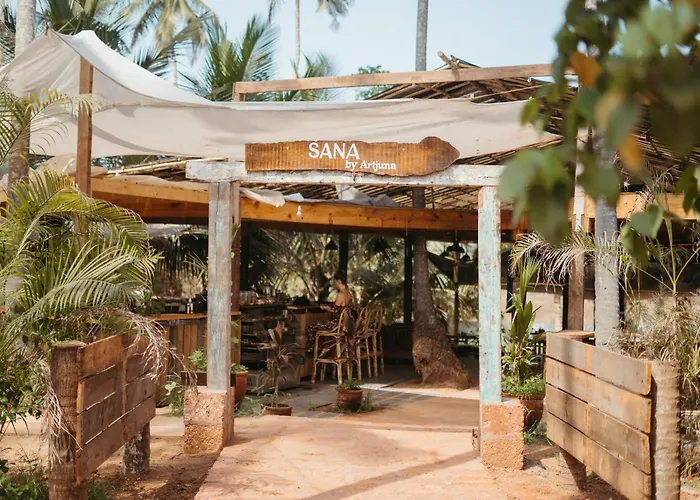 Artjuna Cabanas - Coliving Community In Anjuna