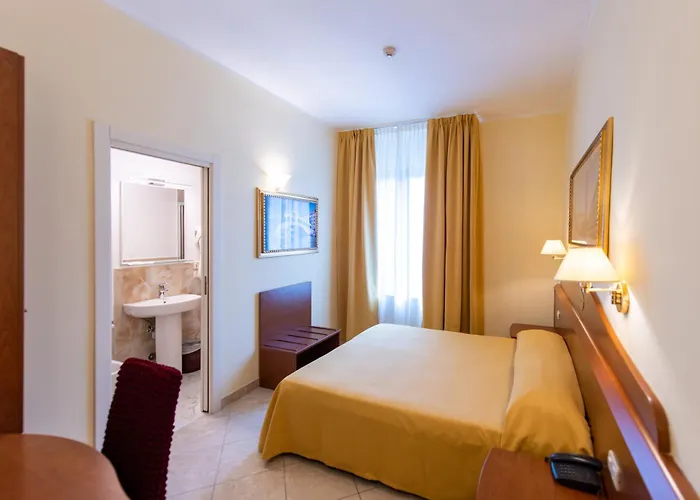 Hotel Ambasciata Venice - Atika & Atif