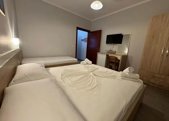 Augustus Hotel