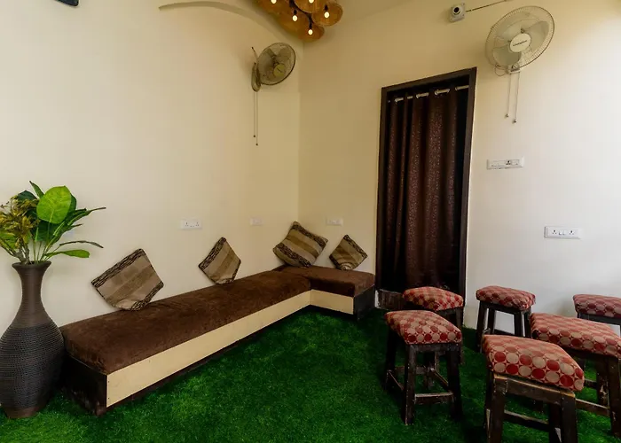 Social Safari Hostel, Park Street