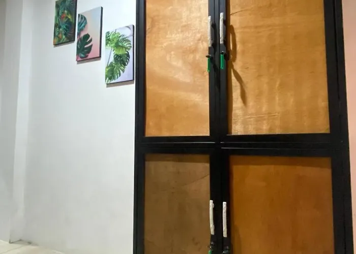 Fi Hostel Kuta Lombok