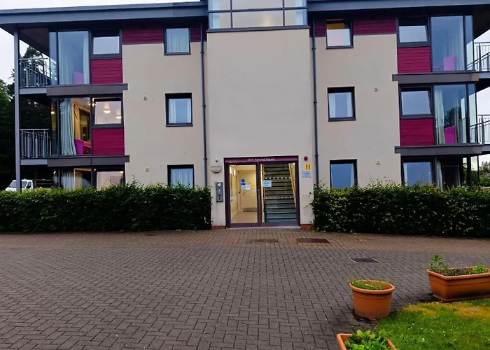 Perth Youth Hostel And Apartments