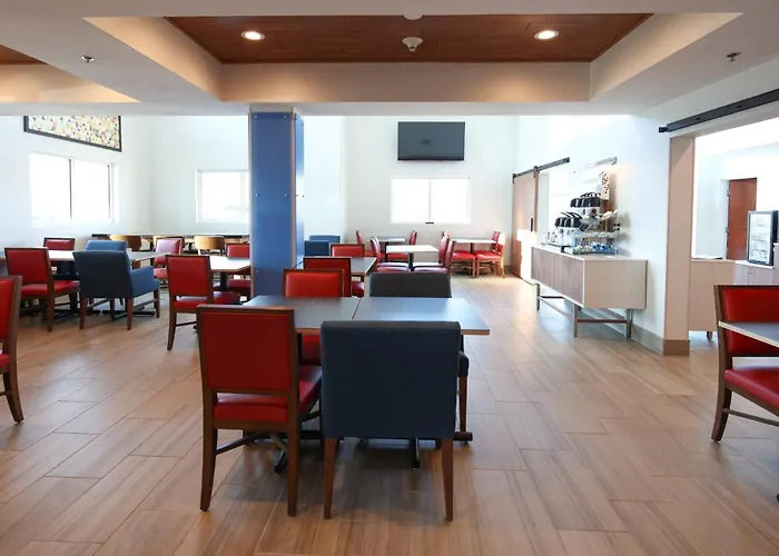 Holiday Inn Express Hotel & Suites Cincinnati Southeast Newport By Ihg