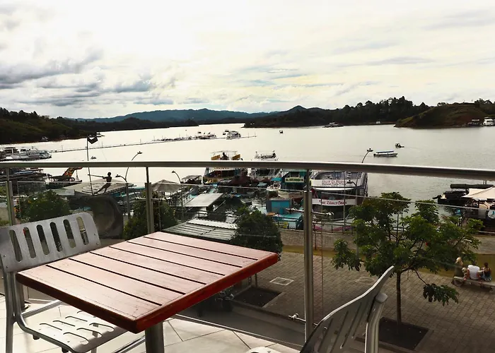 Hotel Portobelo Guatape