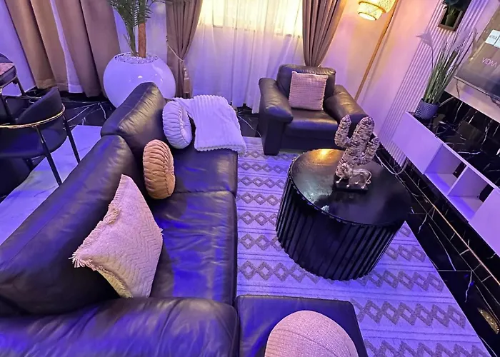 Azure Villa Suites Apart Hotel