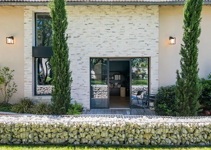 Le Cedre Du Liban -Urban Chic House In The City