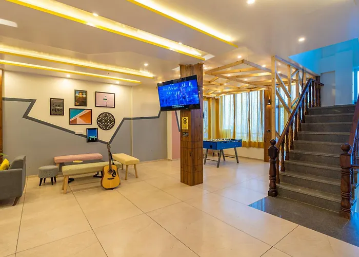 The Hosteller Kufri, Shimla