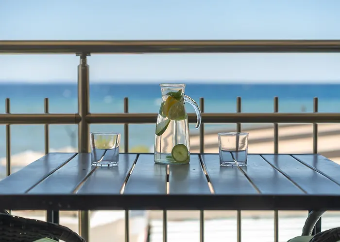 Meliton Inn Hotel & Suites By The Beach
