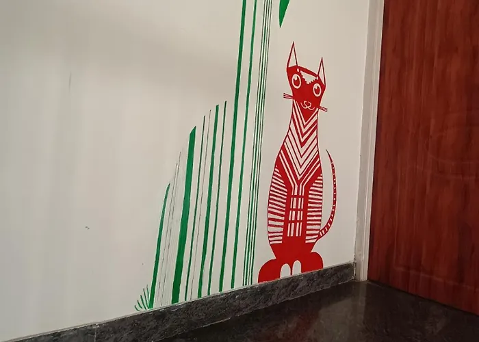 The Sheltor - Backpackers Hostel