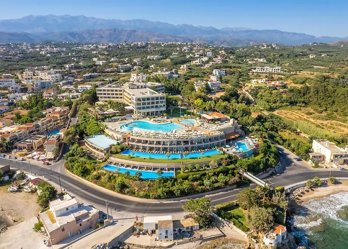Leptos Panorama Hotel