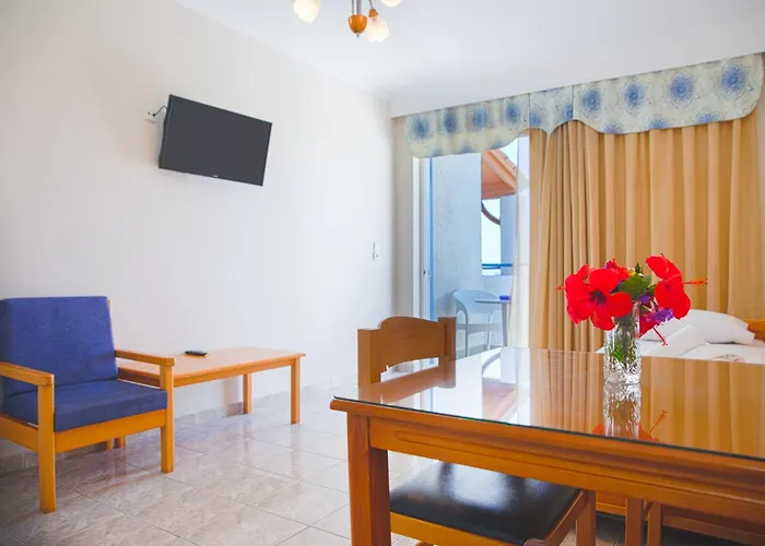 Hotel Tigaki'S Star