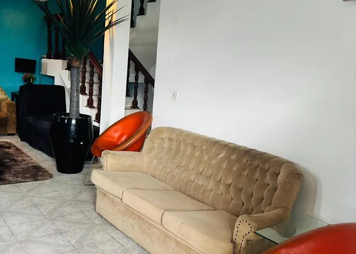 Casa Hostel Leami