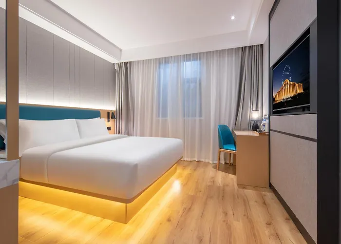Vyluk Hotel Suzhou Xiangcheng Avenue & Global Harbor