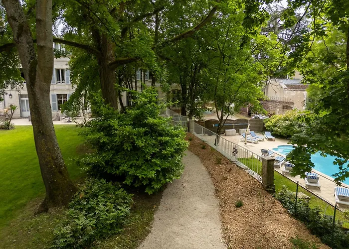 Logis Hotel Les Marechaux