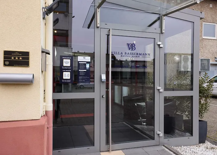 Hotel Villa-Bassermann, stilvoll, 2 Min zum Schloss, schnelles WLAN&Parkplatz