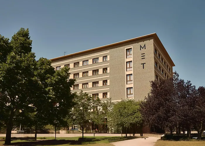 Hotel Met Pamplona