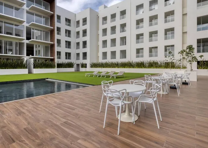 3 Bd Penthouse Bbq Near Medano Beach
