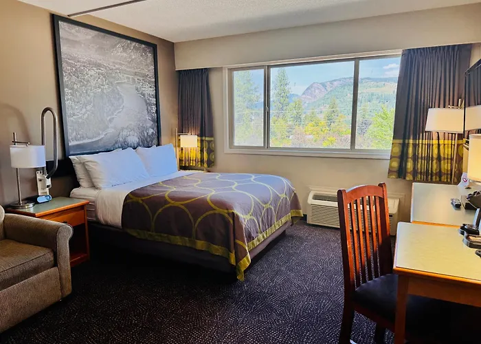 Super 8 By Wyndham Castlegar Bc