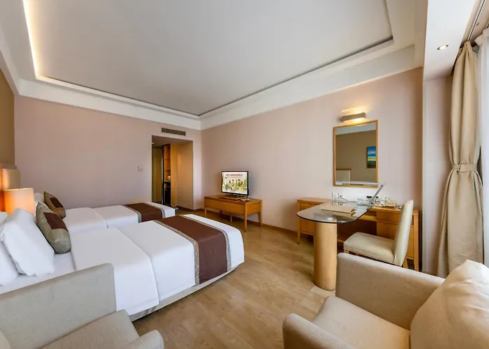 Weihai Haiyue Jianguo Hotel